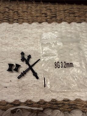Source Unknown Black 8G 3.2mm Ear Tapers and Pins